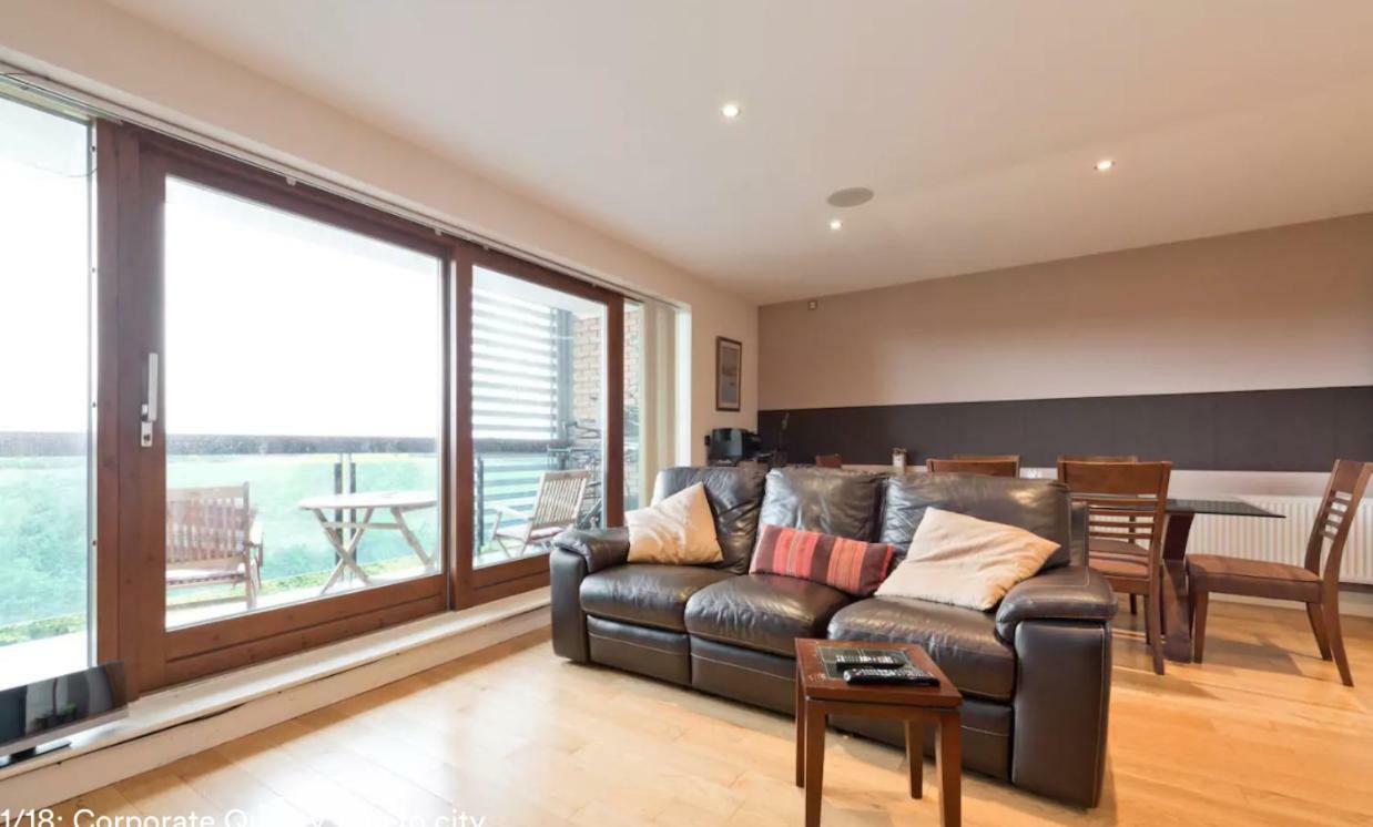 Dublin Corporate Apartment Lucan Exterior photo