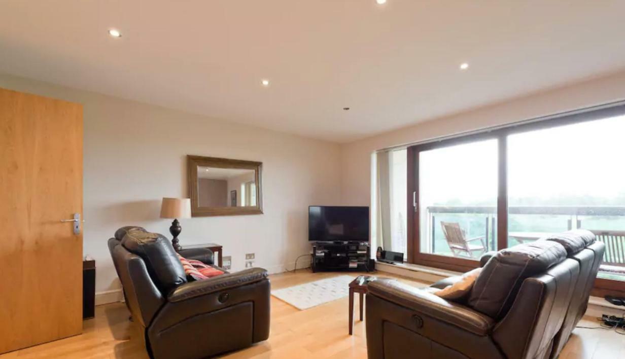 Dublin Corporate Apartment Lucan Exterior photo